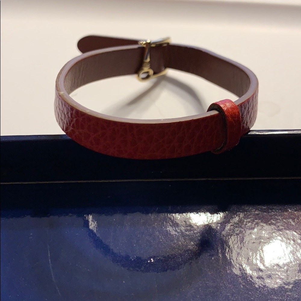Keep collective red pebble bracelet